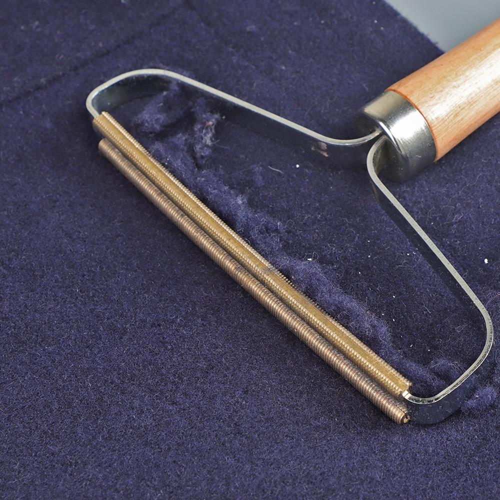 Portable Lint Remover Clothes Fuzz Fabric Shaver Brush