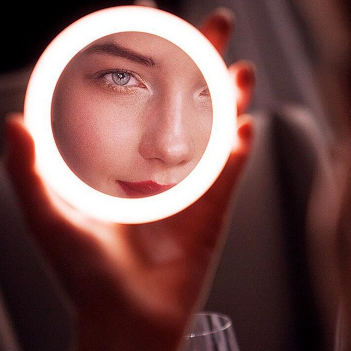 ⭐️ Ready To Fly Makeup Mirror